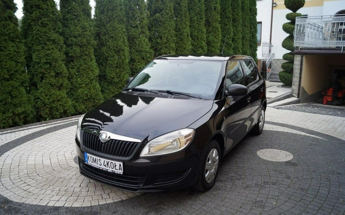 Skoda Fabia cena 15900 przebieg: 118000, rok produkcji 2010 z Podkowa Leśna małe 172